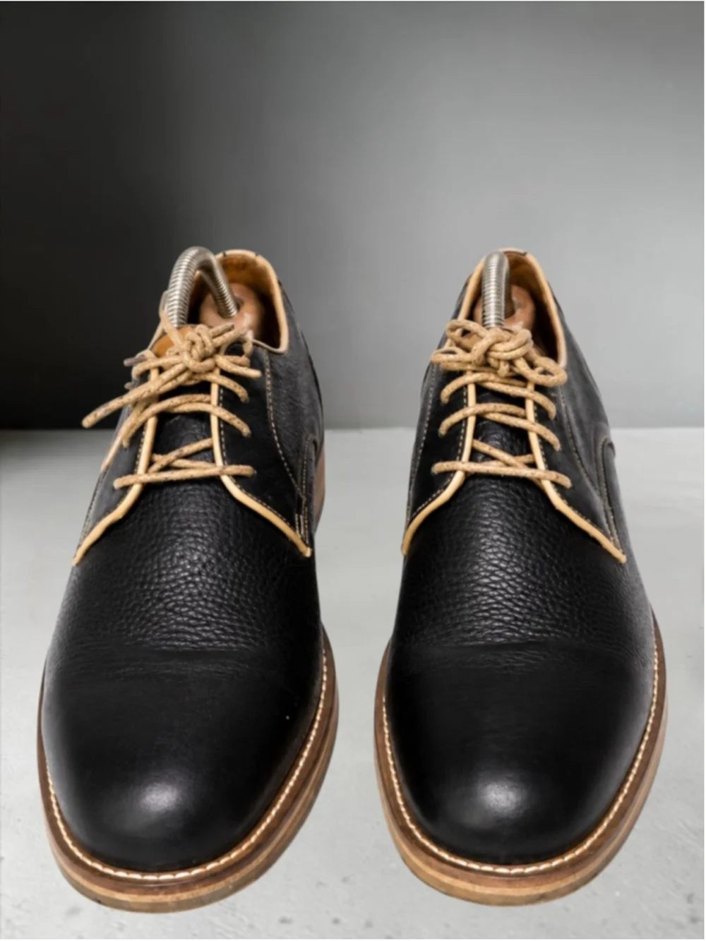 Johnston & Murphy Howell Plain Toe Leather Oxfords – Men’s Size 9.5